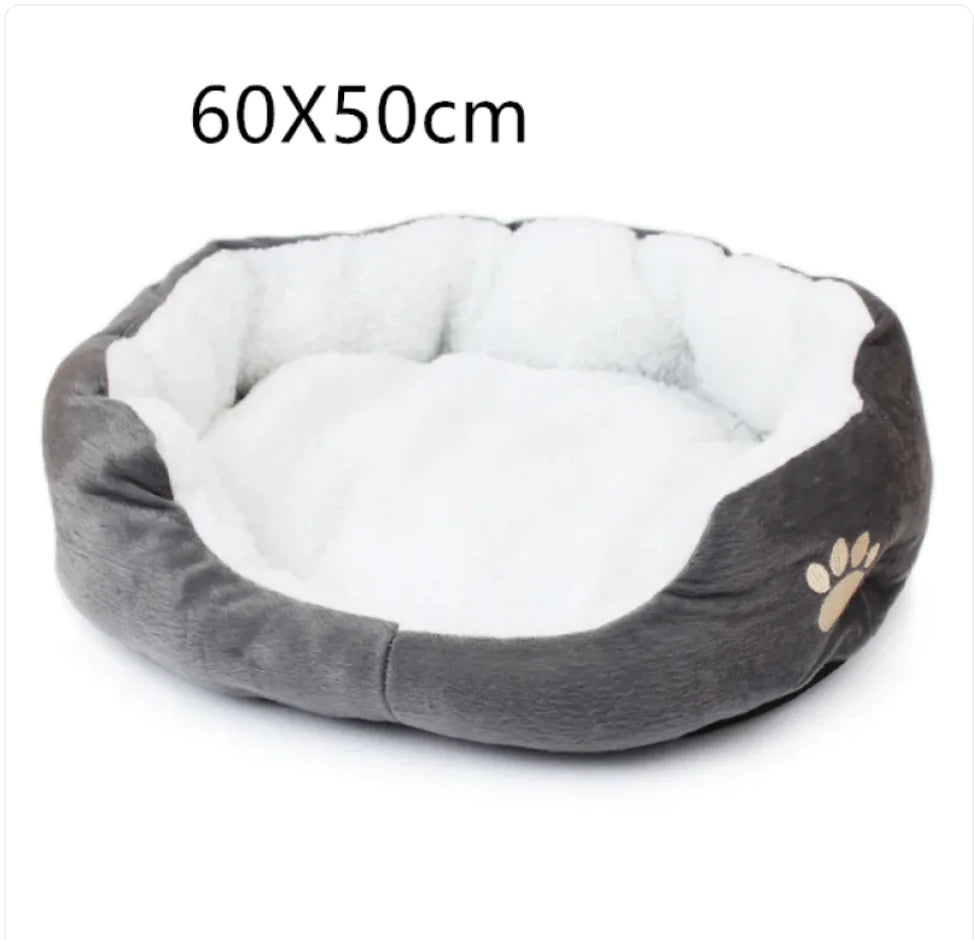 Soft Cozy Pet Bed – Washable & Comfortable