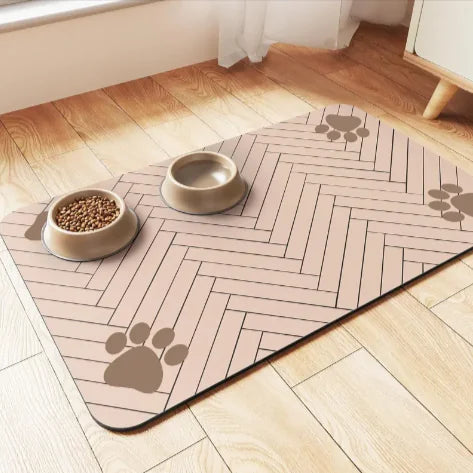 Splash-Proof Feeding Mat – Floor Protection for Pets