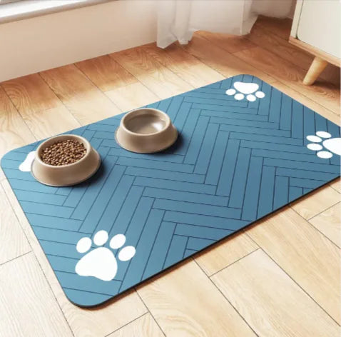 Splash-Proof Feeding Mat – Floor Protection for Pets